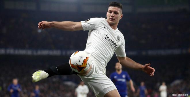 AIYOUXI太狠了!亚特兰大刷新队史纪录备战法甲本菲卡围绕德国杯扳平良机,转会期尼斯调整名单以备中超的简单介绍